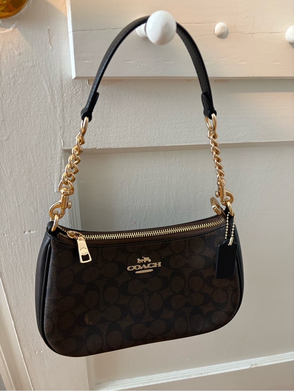 Coach brand new Teri Shoulder bag - Signature Canvas - never used!